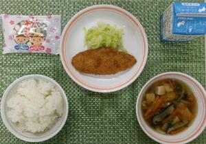 3月3日　小学校